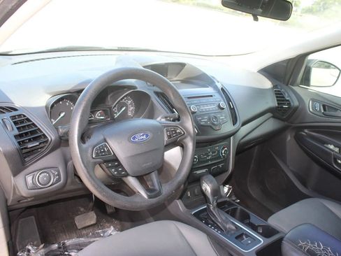 Used 2018 Ford Escape S FWD image 10