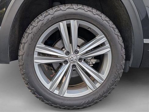 Used 2019 Volkswagen Atlas SE w/ Panoramic Sunroof Package AWD/4WD image 25