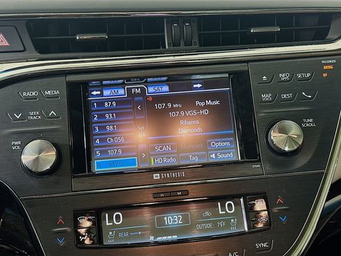 Used 2014 Toyota Avalon Limited FWD image 21