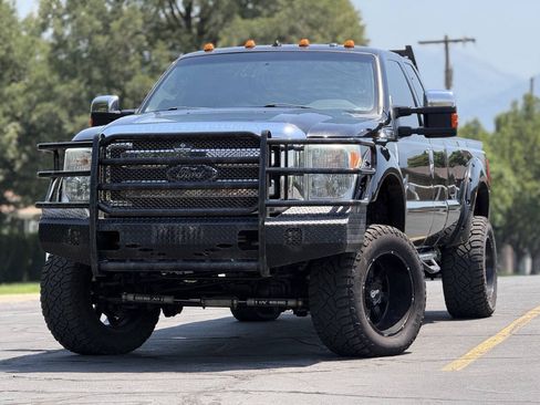 Used 2012 Ford F250 Lariat w/ Chrome Pkg AWD/4WD image 1