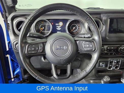 Used 2023 Jeep Gladiator Sport image 15