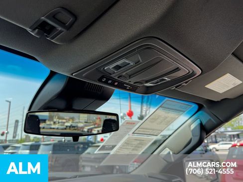 Used 2023 GMC Sierra 1500 Elevation image 24