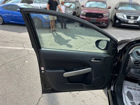 Used 2013 MAZDA MAZDA2 Touring image 20