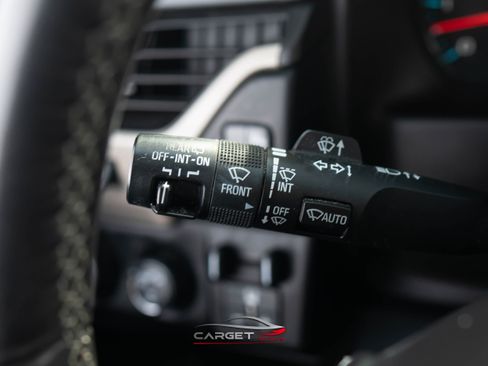 Used 2017 GMC Yukon Denali w/ Open Road Package image 29