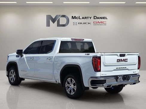 Certified 2024 GMC Sierra 1500 SLT w/ X31 Off-Road Package AWD/4WD image 13