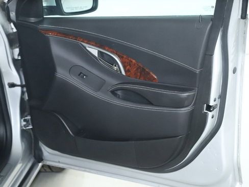 Used 2013 Buick LaCrosse Leather image 30