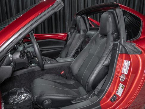 Used 2023 MAZDA MX-5 Miata Grand Touring RWD image 13