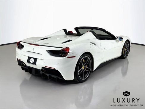 Used 2018 Ferrari 488 Spider RWD image 6