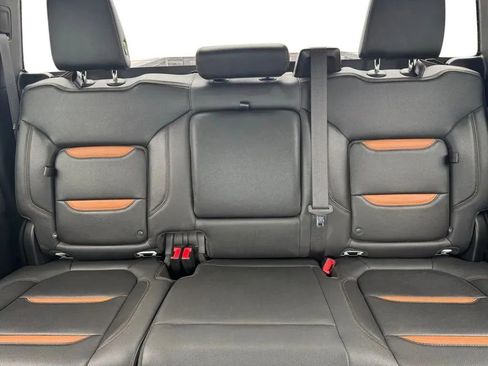 Used 2023 GMC Sierra 2500 AT4 w/ Gooseneck/5TH Wheel Package image 18