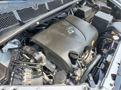 Used 2017 Toyota Sienna SE w/ SE Preferred Package image 69