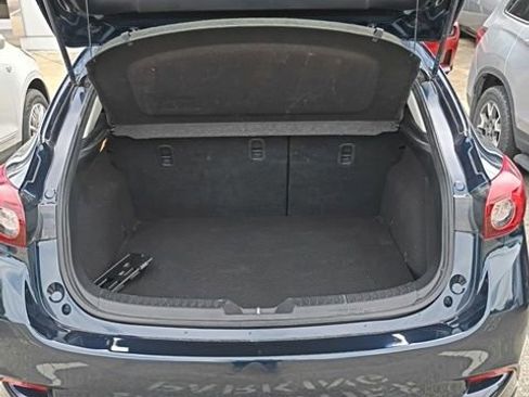 Used 2018 MAZDA MAZDA3 Sport image 18