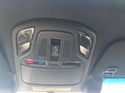 Used 2022 Subaru Outback Wilderness AWD/4WD image 33