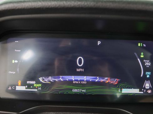 Used 2023 Jeep Grand Cherokee 4WD 4xe w/ Luxury Tech Group II image 15