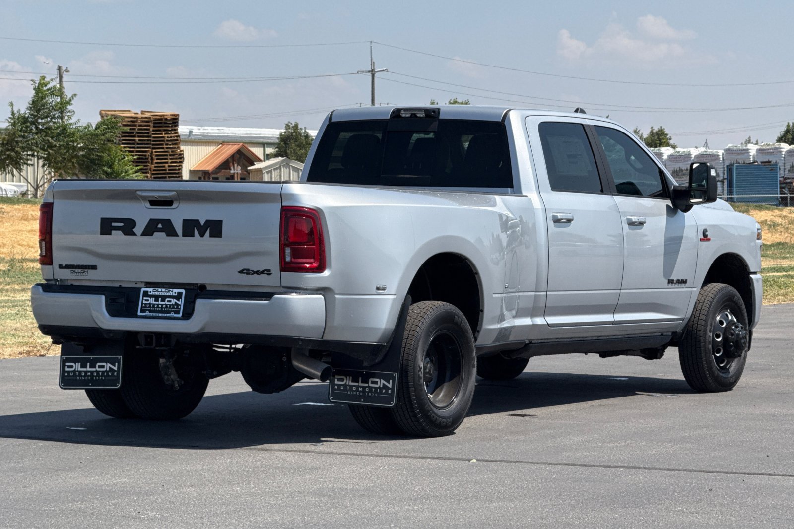New 2026 RAM 3500 Laramie AWD/4WD image 7