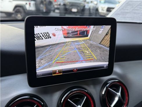 Used 2018 Mercedes-Benz CLA 250 image 51