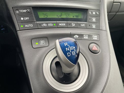 Used 2010 Toyota Prius Two image 46