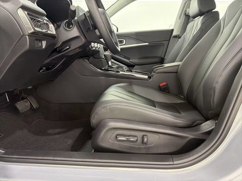 Certified 2026 Acura Integra FWD image 14
