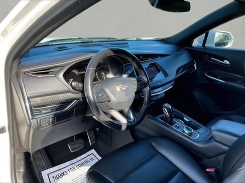 Used 2019 Cadillac XT4 Sport w/ Driver Awareness Package FWD image 14