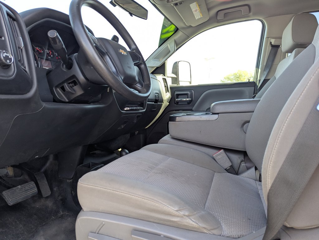 Used 2017 Chevrolet Silverado 3500 W/T AWD/4WD image 23