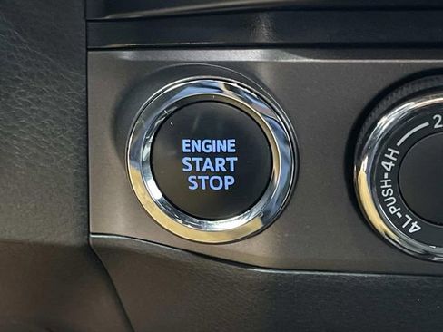 Used 2023 Toyota Tacoma TRD Off-Road w/ Technology Package image 31