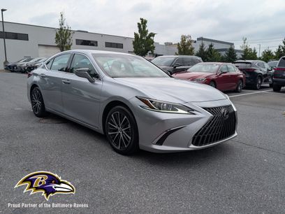 Used 2024 Lexus ES 350 w/ Premium Package