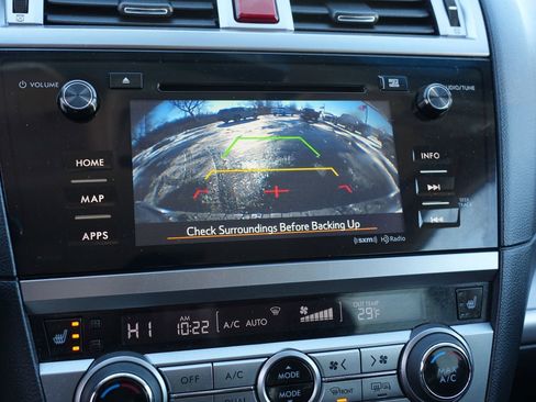 Used 2017 Subaru Outback 2.5i Premium image 28