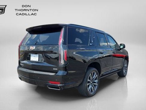 Certified 2023 Cadillac Escalade Sport Platinum w/ Heavy-Duty Trailer Package AWD/4WD image 5
