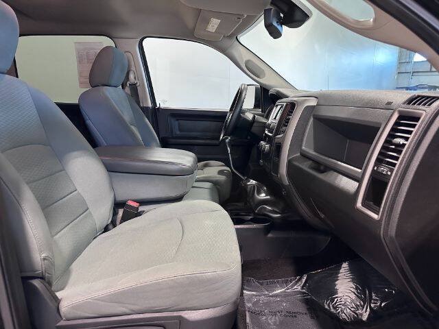 Used 2013 RAM 3500 Tradesman w/ Popular Equipment Group AWD/4WD image 16