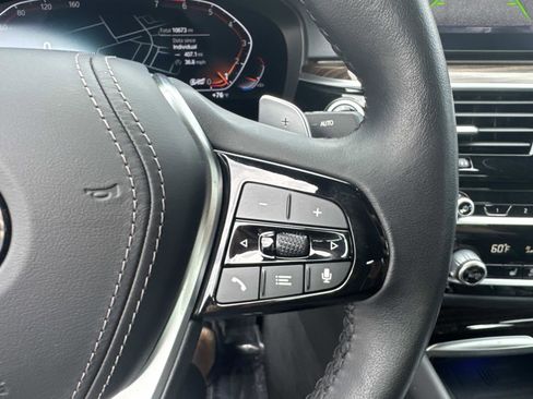 Used 2022 BMW 530i 530i w/ Premium Package image 27