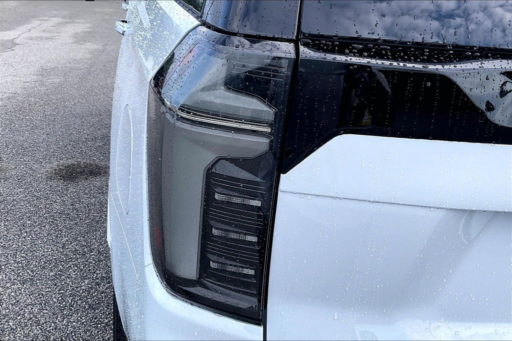 New 2026 Chevrolet Tahoe High Country AWD/4WD image 27