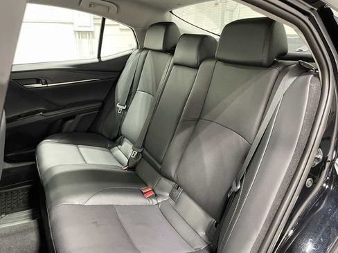 Used 2026 Toyota Camry XLE AWD/4WD image 17