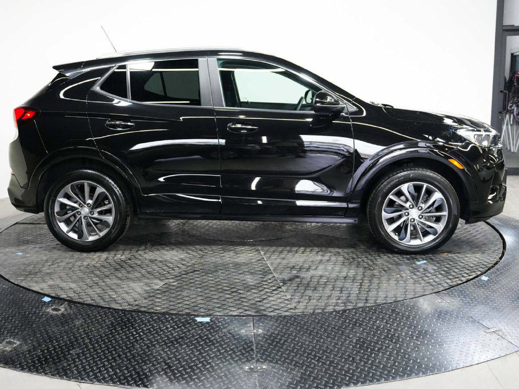 Used 2023 Buick Encore GX Select w/ Sport Touring Package AWD/4WD image 5