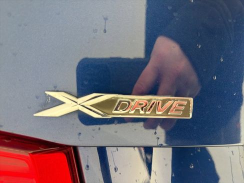 Used 2018 BMW 330i xDrive Sedan w/ Convenience Package image 28