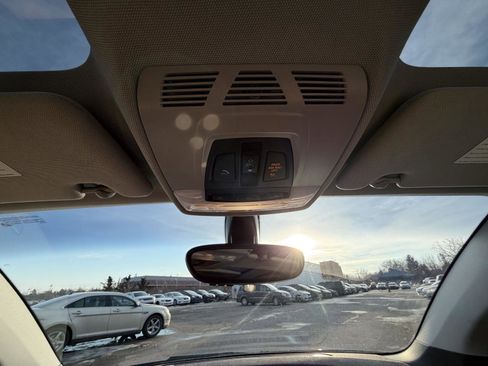 Used 2018 BMW i3 image 17