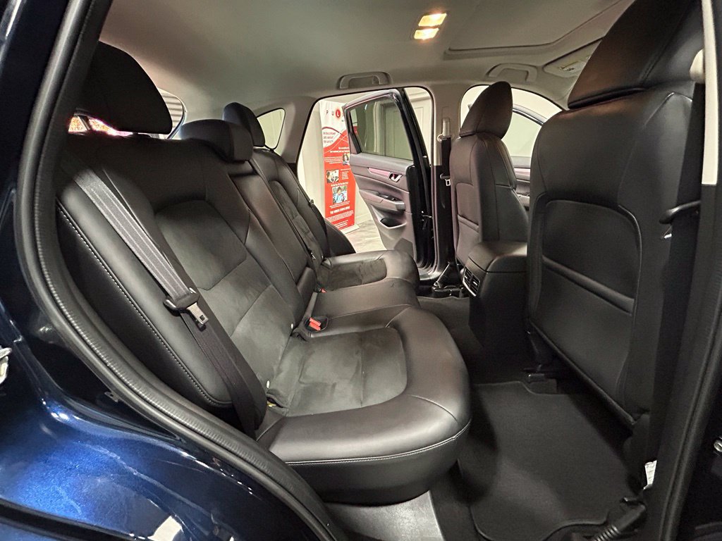 Used 2020 MAZDA CX-5 Touring AWD/4WD image 46