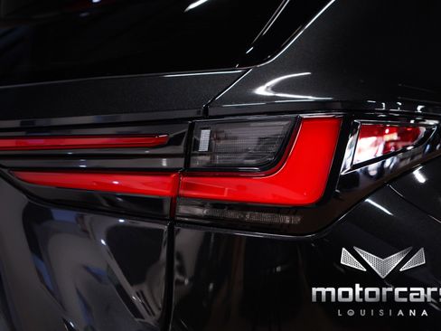 Used 2022 Lexus NX 250 FWD image 18