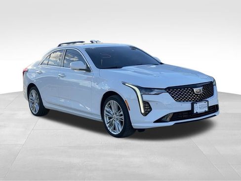 Used 2022 Cadillac CT4 Premium Luxury image 3