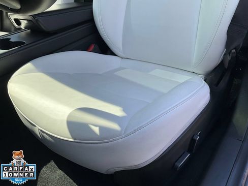 Used 2022 Tesla Model 3 Long Range AWD/4WD image 16