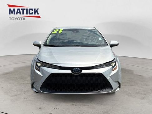Used 2021 Toyota Corolla LE w/ Carpet Mat Package (TMS) FWD image 2