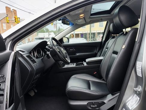Used 2012 MAZDA CX-9 Touring w/ Moonroof & Bose Audio Pkg AWD/4WD image 9