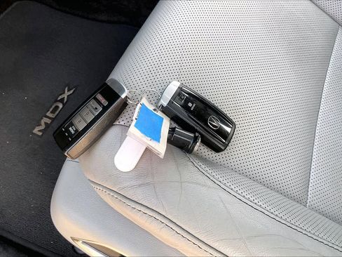 Used 2020 Acura MDX FWD w/ Technology Package image 16