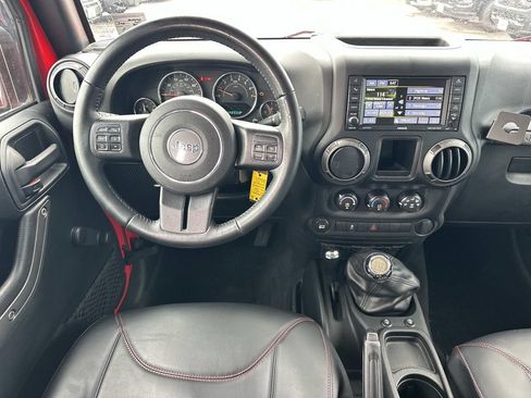 Used 2017 Jeep Wrangler Unlimited Sport AWD/4WD image 18