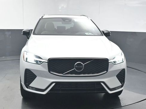 New 2026 Volvo XC60 B5 Core image 3
