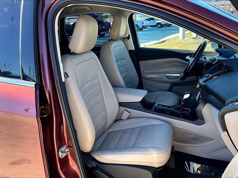 Used 2018 Ford Escape SEL image 8