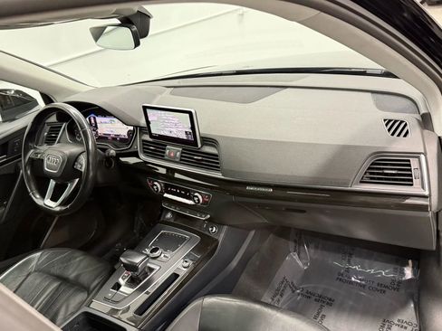 Used 2018 Audi Q5 2.0T Premium Plus w/ Premium Plus Package image 58