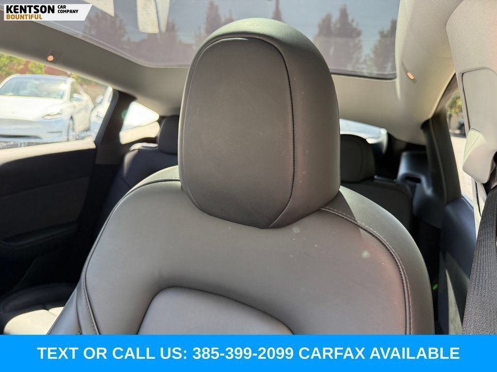 Used 2023 Tesla Model Y Long Range AWD/4WD image 27