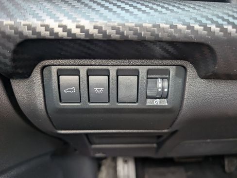 Used 2024 Subaru Ascent Premium w/ Convenience Package image 34