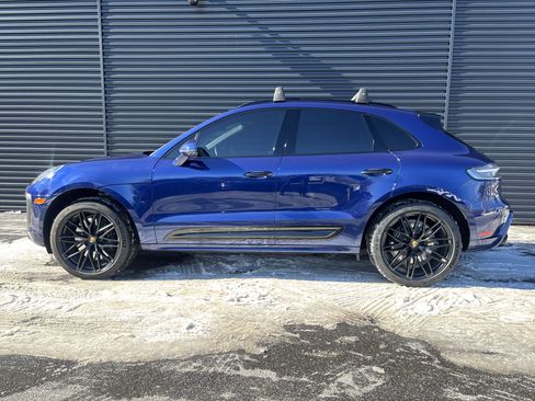 Certified 2023 Porsche Macan GTS image 2