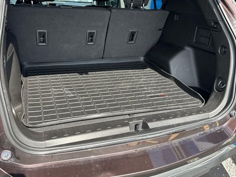 Used 2020 Chevrolet Equinox LT FWD image 7