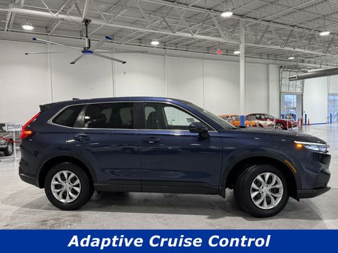 Used 2025 Honda CR-V LX image 2